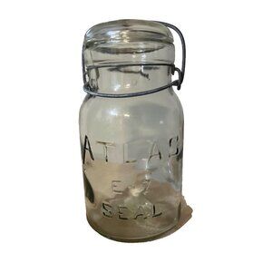 Vintage Atlas E Z Seal Quart Mason Jar w/ Amazing Bubbles Wire Bail Glass Lid